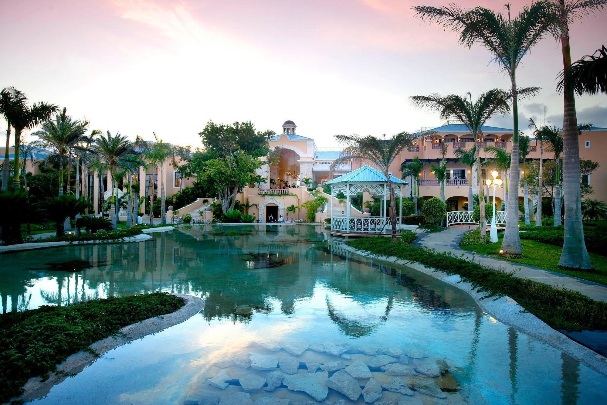 Royal Hideaway Playacar All-Inclusive Adults Only Resort Playa del Carmen Esterno foto